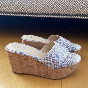 Snakeskin print platform sandals